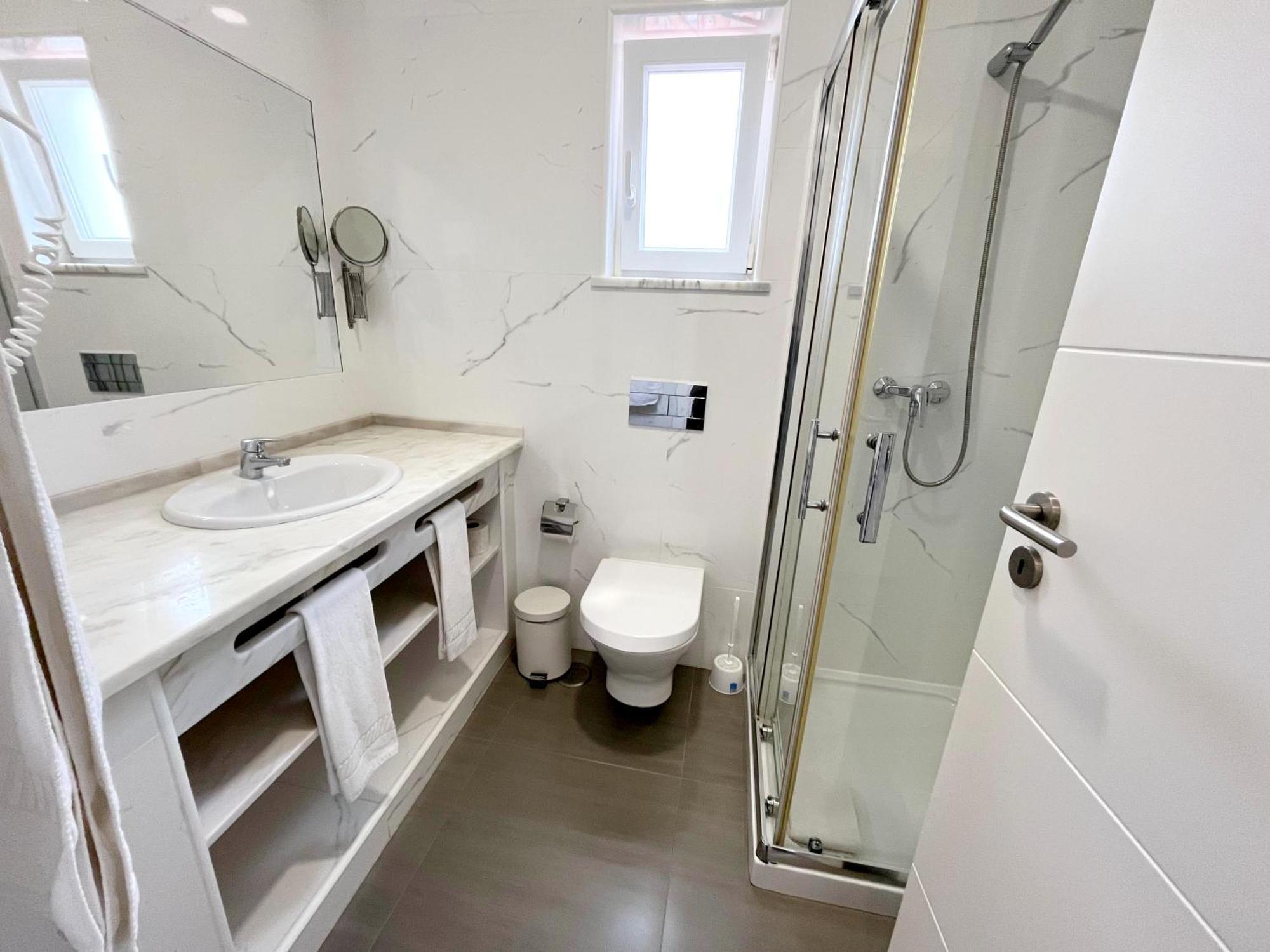 River Inn - Duna Parque Resorts & Hotels (Adults Only) Вила-Нова-де-Мильфонт Номер фото